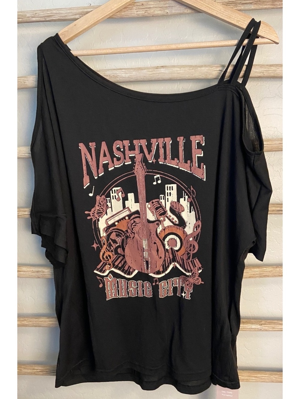 Emery Rose Black Off-Shoulder Nashville Music City Graphic Top 2XL